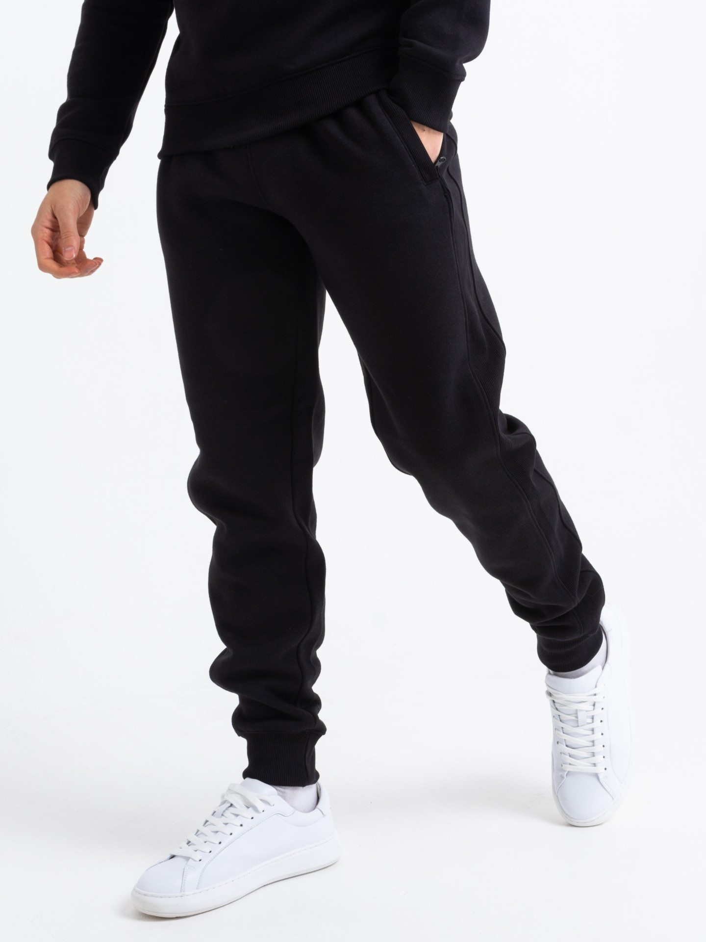 Side Rib Round-Neck Tracksuit in Black | Men's Clothing & Fashion ...
